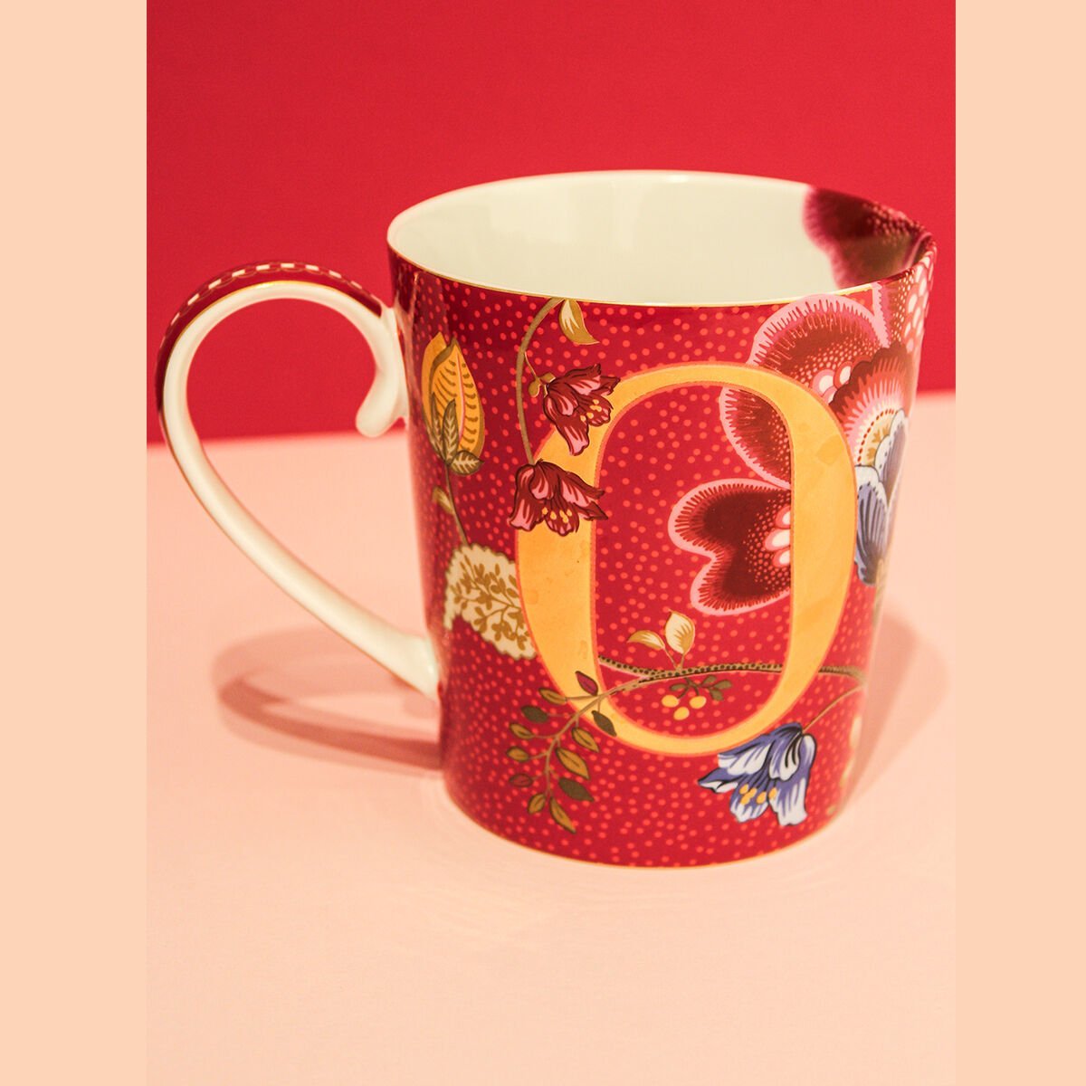 Kırmızı Porselen Kupa 350 ml Alphabet O Collection by Pip Studio